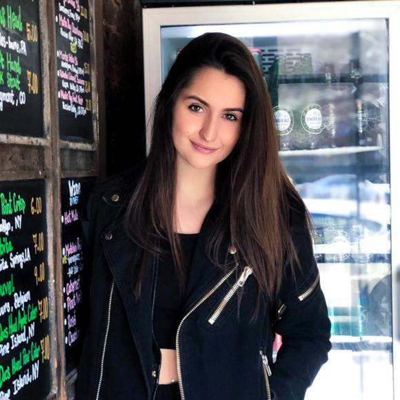 Meet your Posher, Roxy - Picture 1 of 1